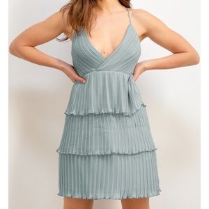 Lulus Tiered Pleated Dress
